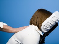 Massage sur chaise en entreprise